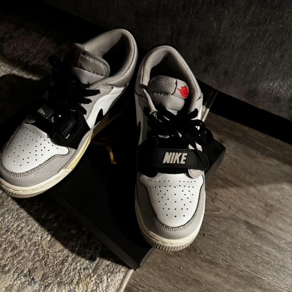 Nike Kids' Gray and Black Sneakers